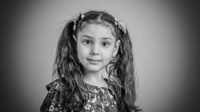 Портрет девочки фото превью