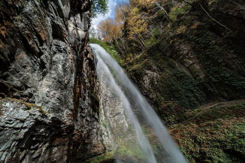 Восточная Абхазия, Ткуарчалский район, водопад Великан Водопады Абхазии фото превью