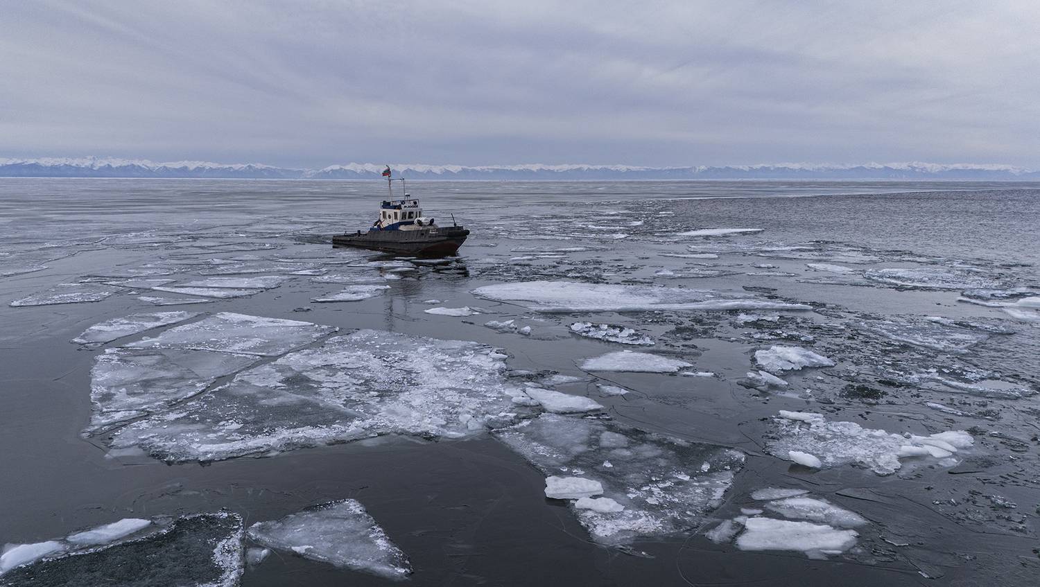 байкал, , исток, ангары, лед, буксир, минин, Андрей Таничев