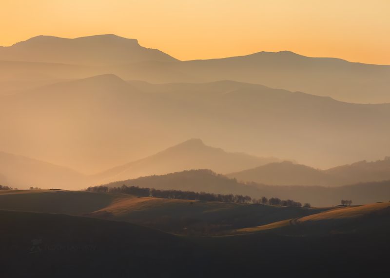 северный кавказ, карачаево-черкесия, туман, туманный, рассвет, заря, в горах, горное, горы, горизонт, дымка, холмы, долины, акварель, Утренние акварельки фото превью