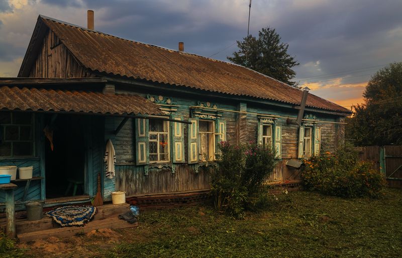 Домик в деревне. фото превью