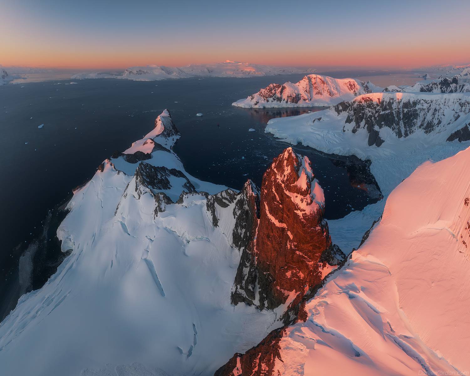 Antarctica, Даниил Коржонов
