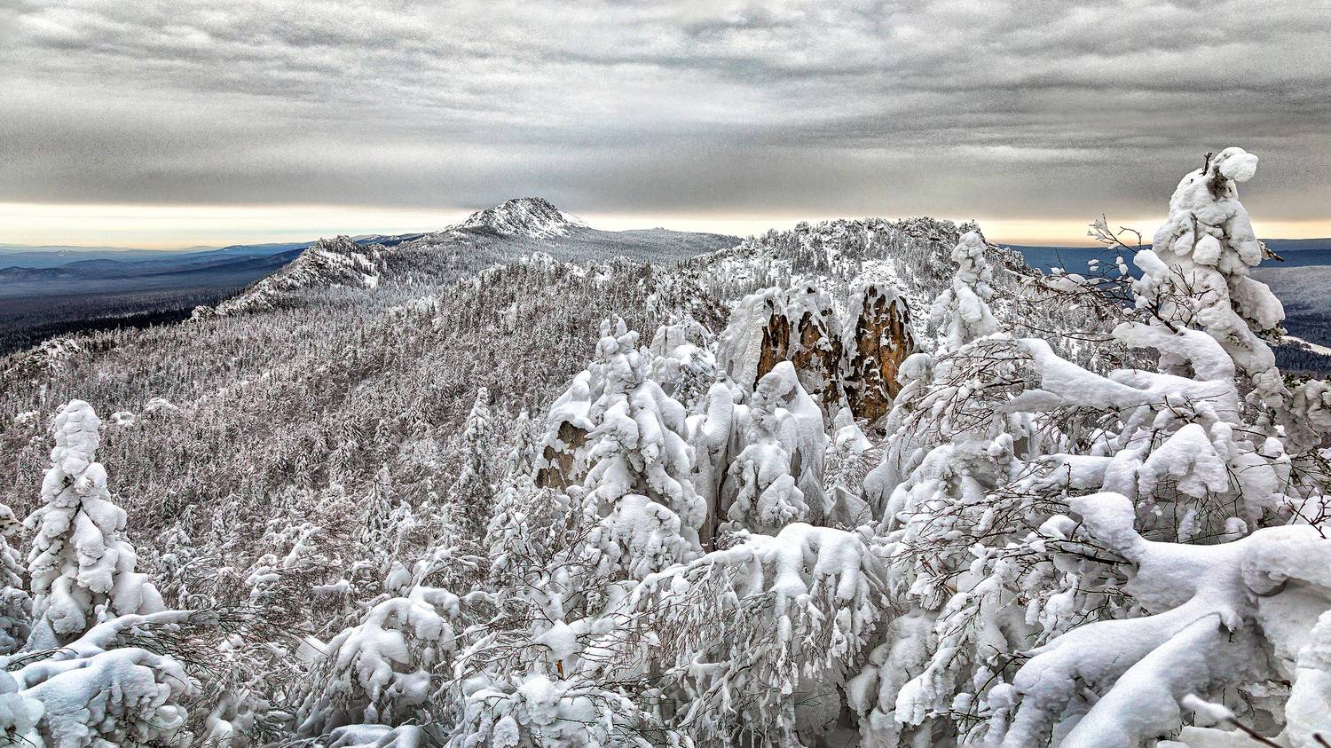 , Ушаков Валерий