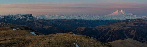 Панорама с Эльбрусом