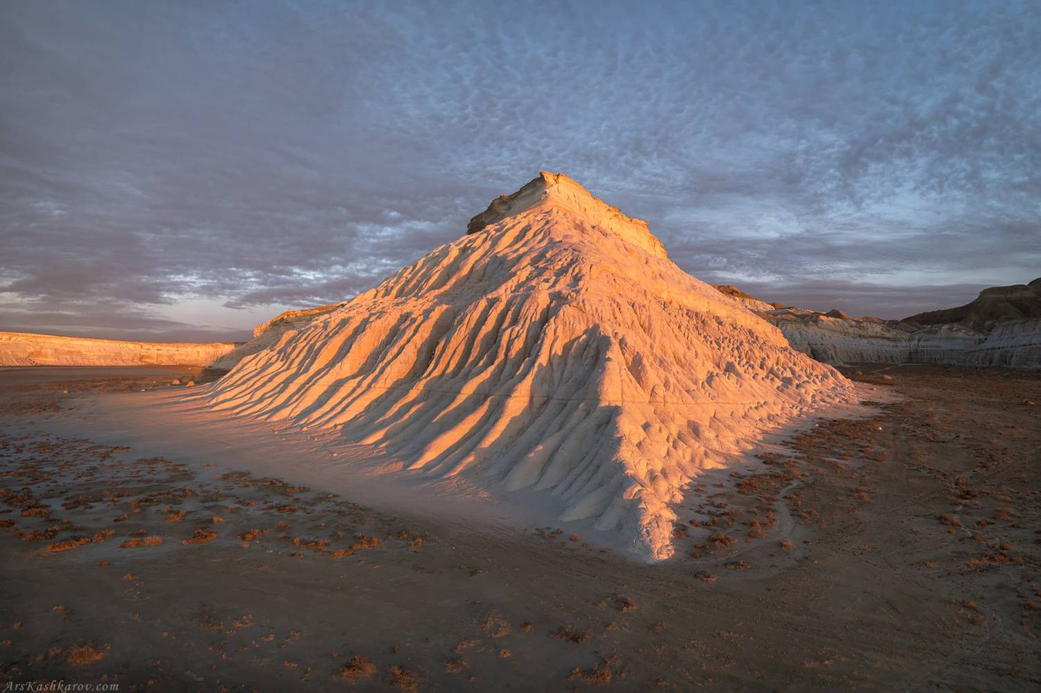 мангистау, мангышлак, сор, казахстан, устюрт, тузбаир, солончак, меловые горы, мел, Арсений Кашкаров