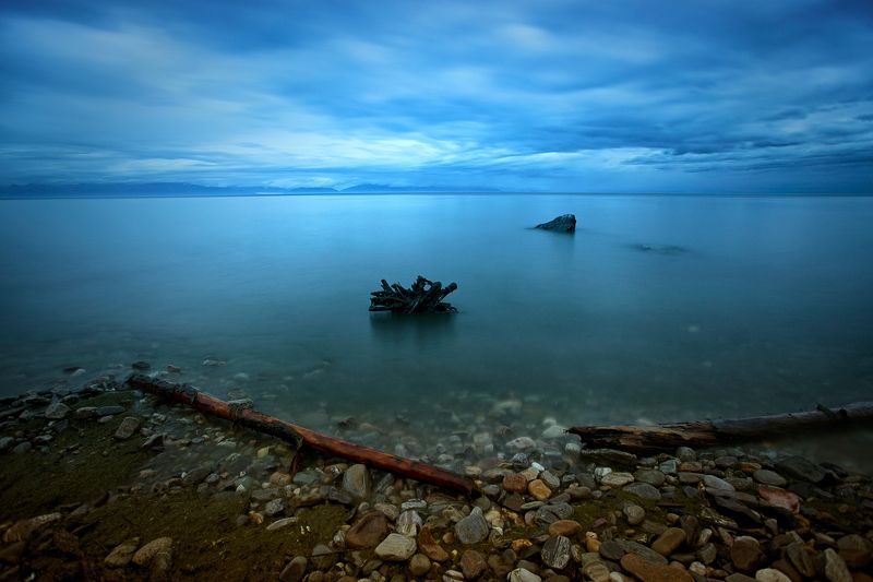 Байкал, БАМ, Ночной пейзаж, Северобайкальск Глубокое погружение в ночь фото превью