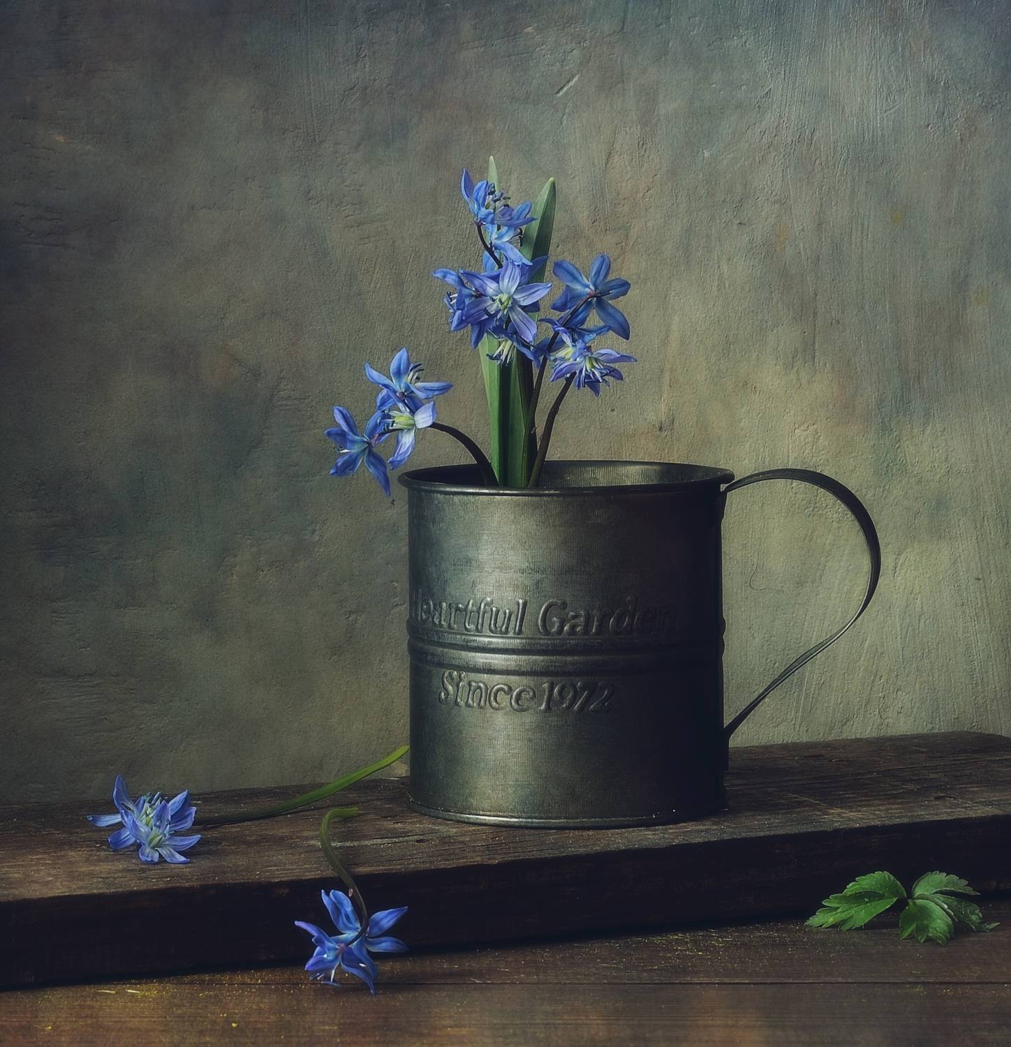 натюрморт,весна,кружка,цветы,сцилла,первоцвет, Наталия К