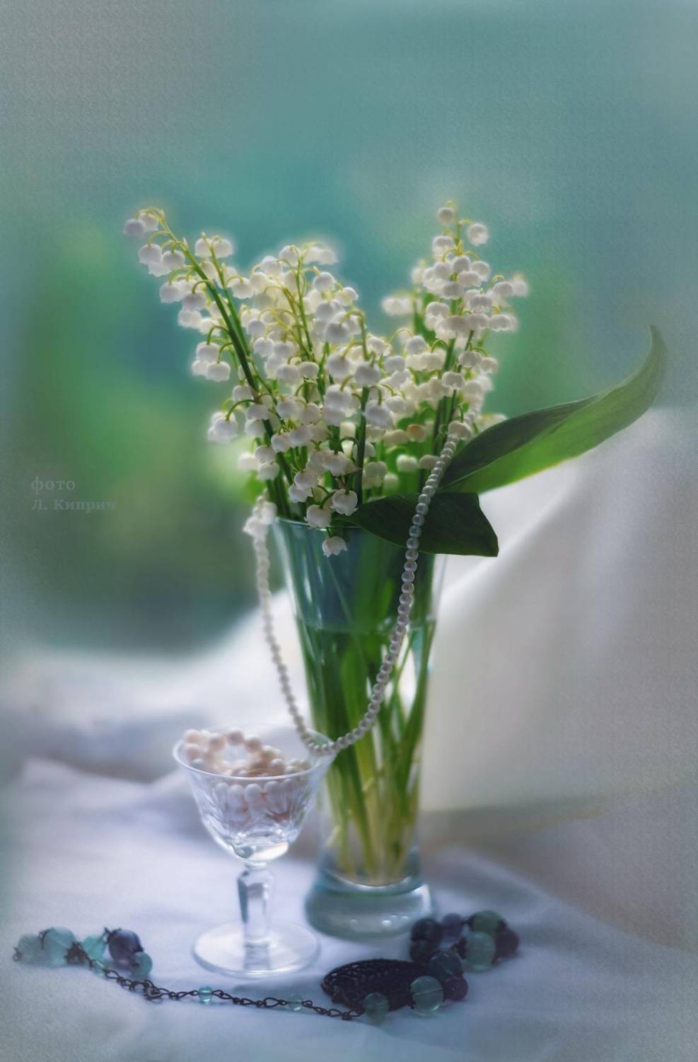 ландыши, цветы, натюрморт,, Лидия Киприч