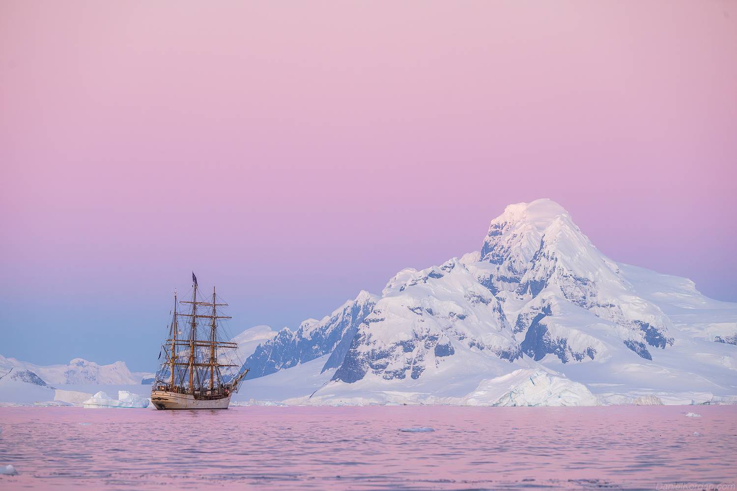 Antarctica, Даниил Коржонов