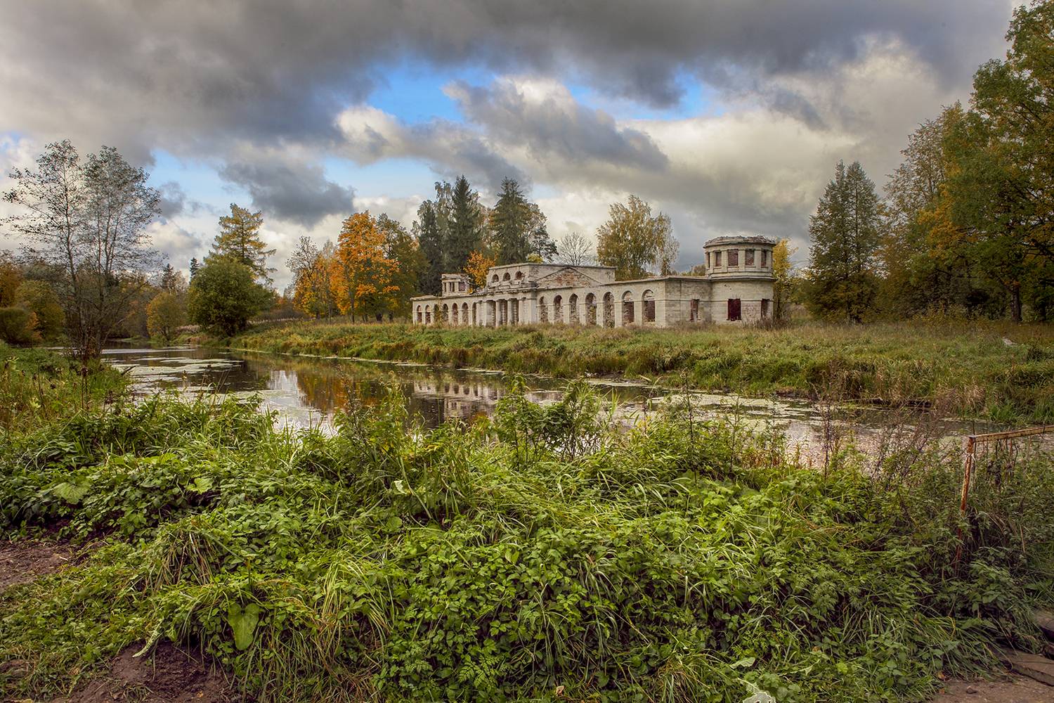 ,  александр михайлов