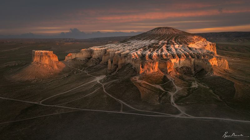 Sherkala mountain, Mangystau фото превью