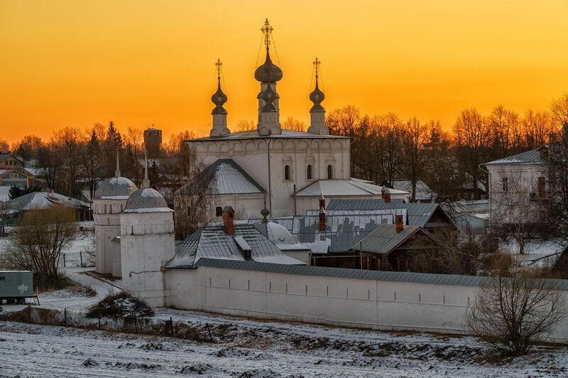 Россия, Суздаль,город, архитектура В зимнем Суздале фото превью