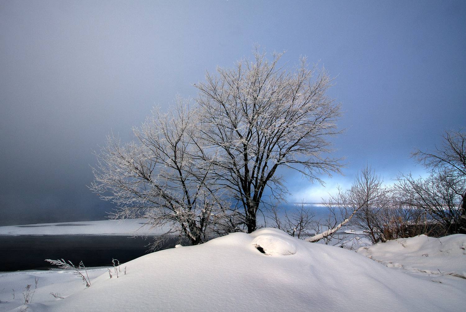 , Ушаков Валерий