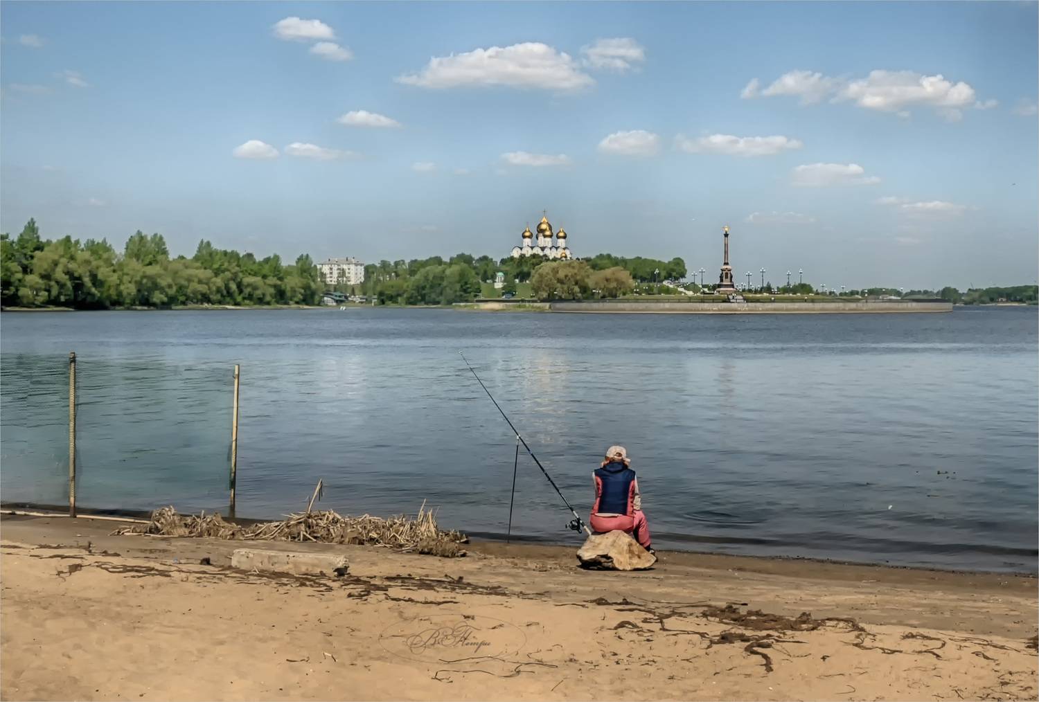 рыбачка река церкви облака, Вера Петри