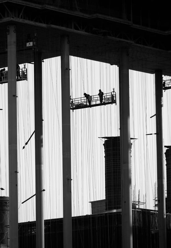 пейзаж антропоцена, высота, колонны, люлька, платформа, тросы, шелкопряд bombyx giant фото превью