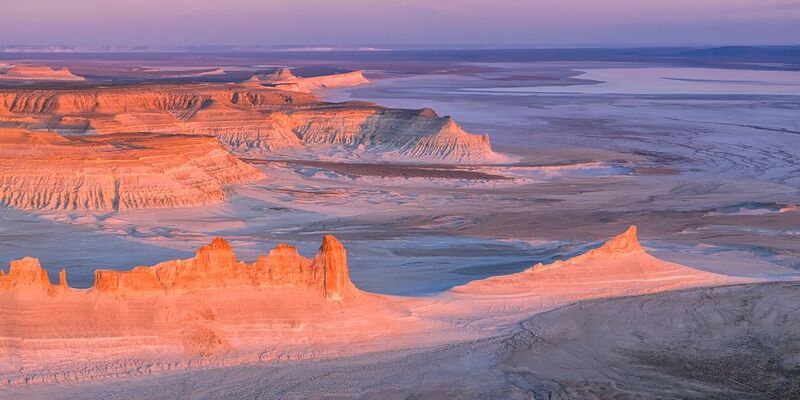 Носорог бежит по СОРу... фото превью