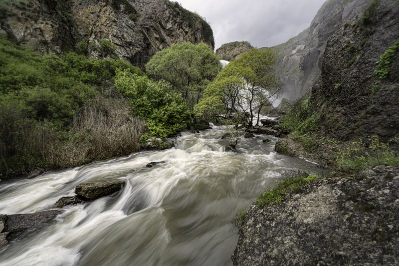 Армения, Ширакская область, водопад Трчкан, река Чичхан Буйство природы фото превью