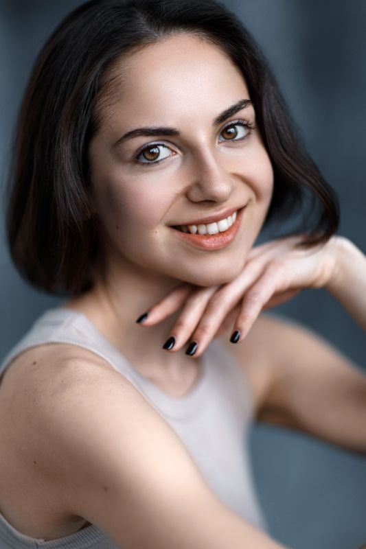 девушка взгляд портрет глаза Даша фото превью