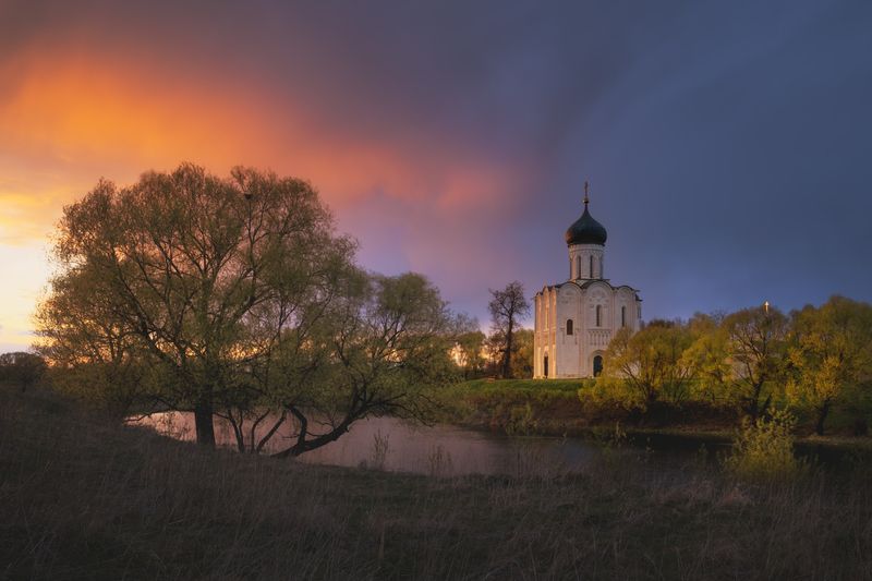 Апрельский вечер в Боголюбово фото превью