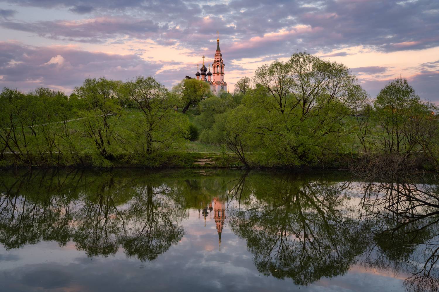 россия, валищево, весна, московская область, храм, церковь, православие, деревня, вечер, колокольня, закат, пруд, отражение, Томислав Ракичевич