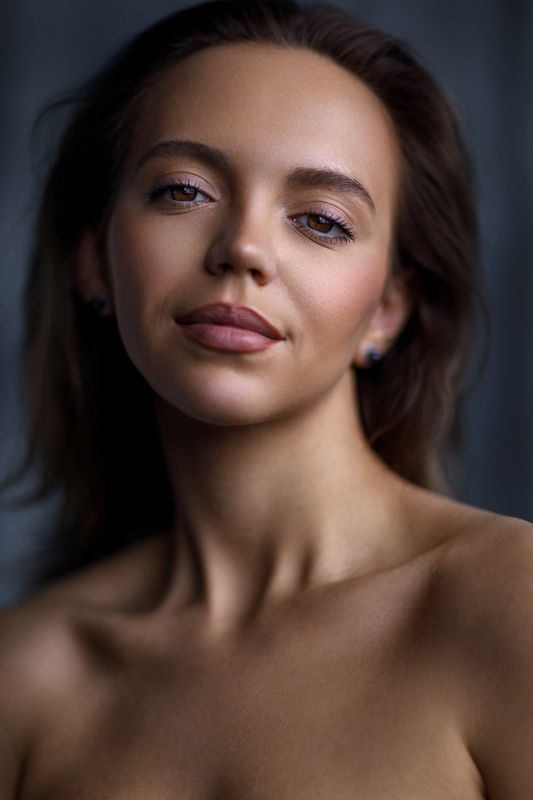 портрет девушка студия красота взгляд Кристина фото превью