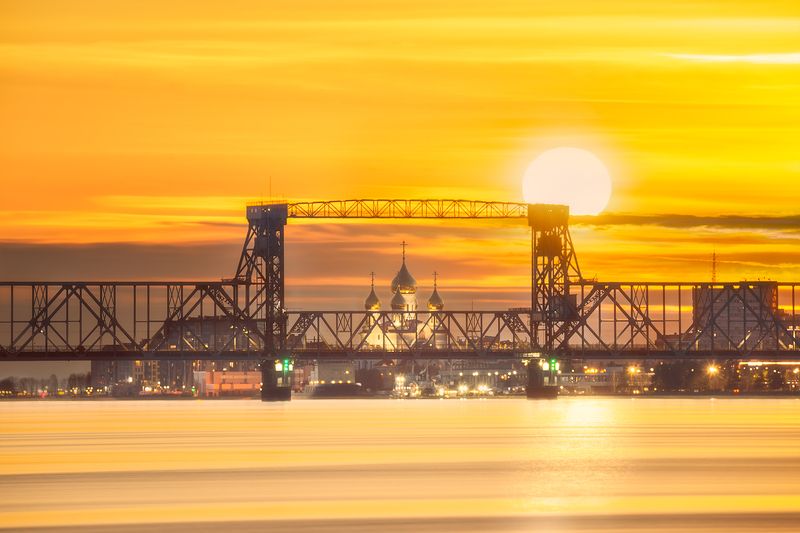 Когда день не хочет уходить, а ночь не может ждать.. фото превью