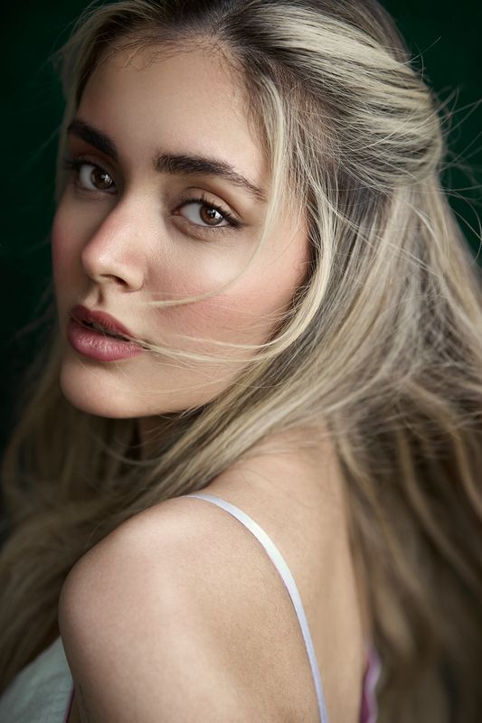 #portrait #fineart #studioshot #dramaticportrait Untitled фото превью