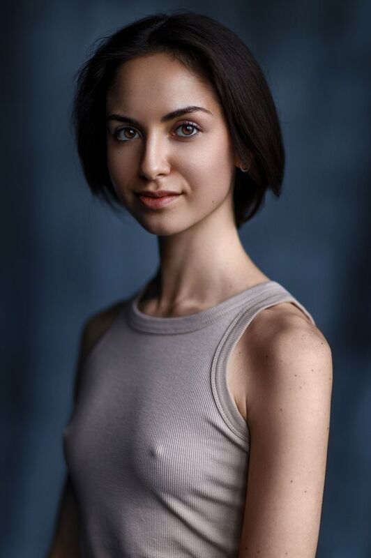 портрет, девушка, взгляд, студия Даша фото превью