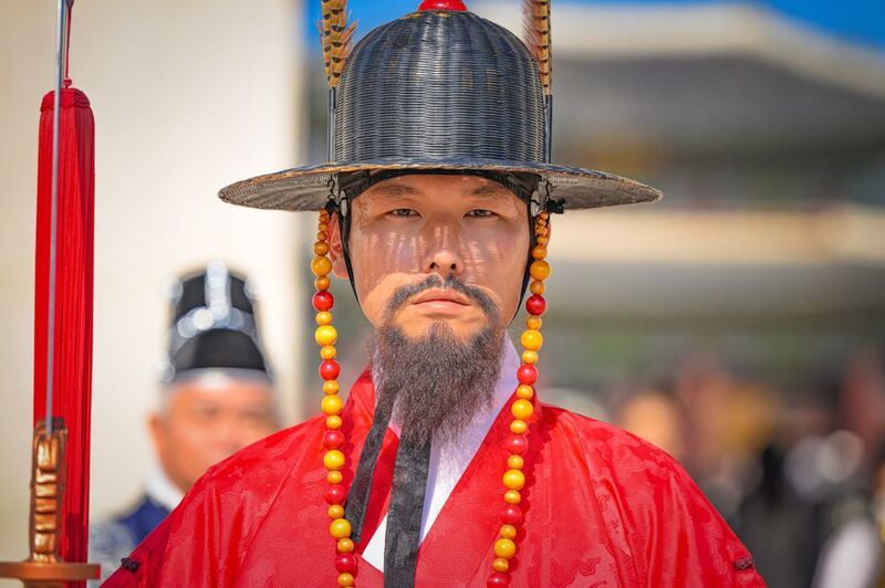 сеул, южная корея, seoul, south korea У королевского дворца в Сеуле фото превью
