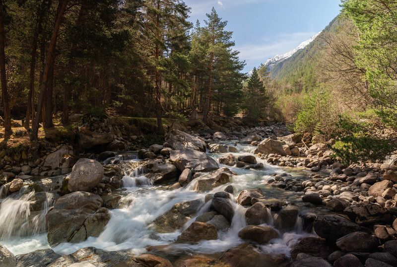 Май в Адыр-Су фото превью