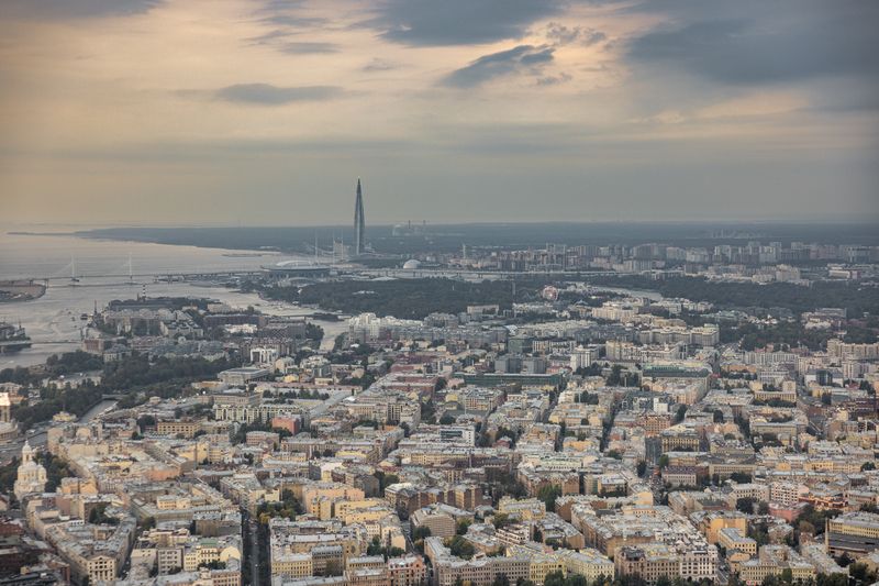 На Петербург опускаются синие сумерки фото превью