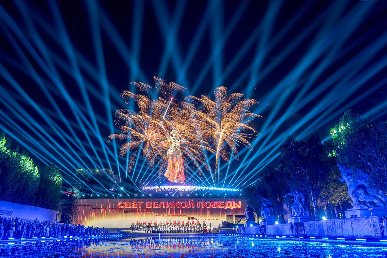 город, репортаж, салют, Виктор Ястребов