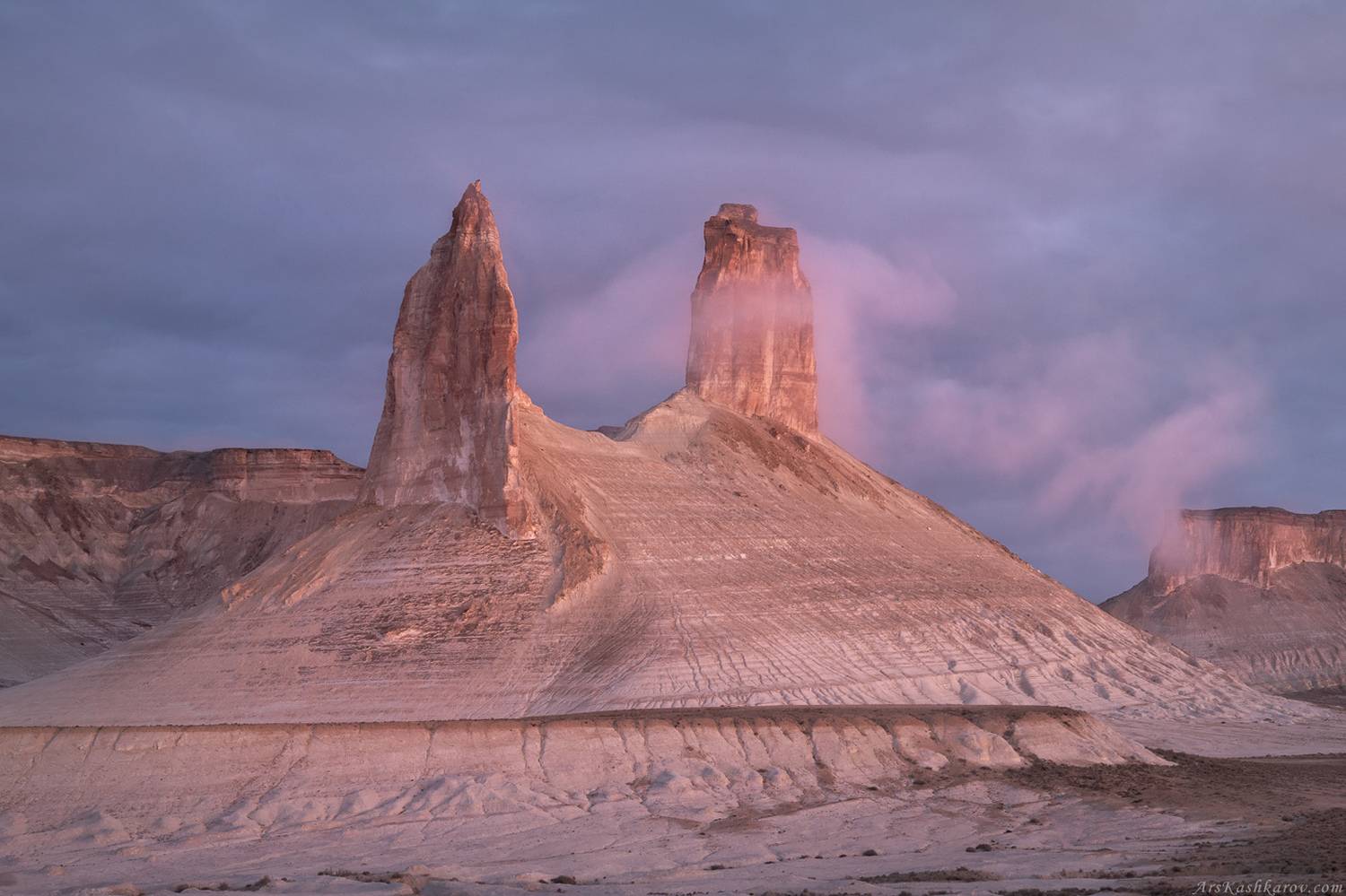 казахатан, мангистау, мангышлак, устюрт, бозжира, клыки, актау, Арсений Кашкаров