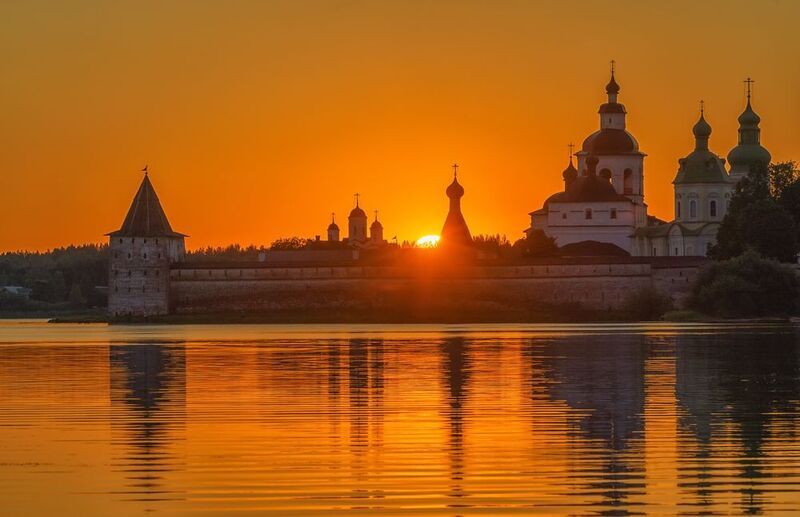 Россия, Вологда, Кирилло-Белозерский монастырь,закат Закат фото превью