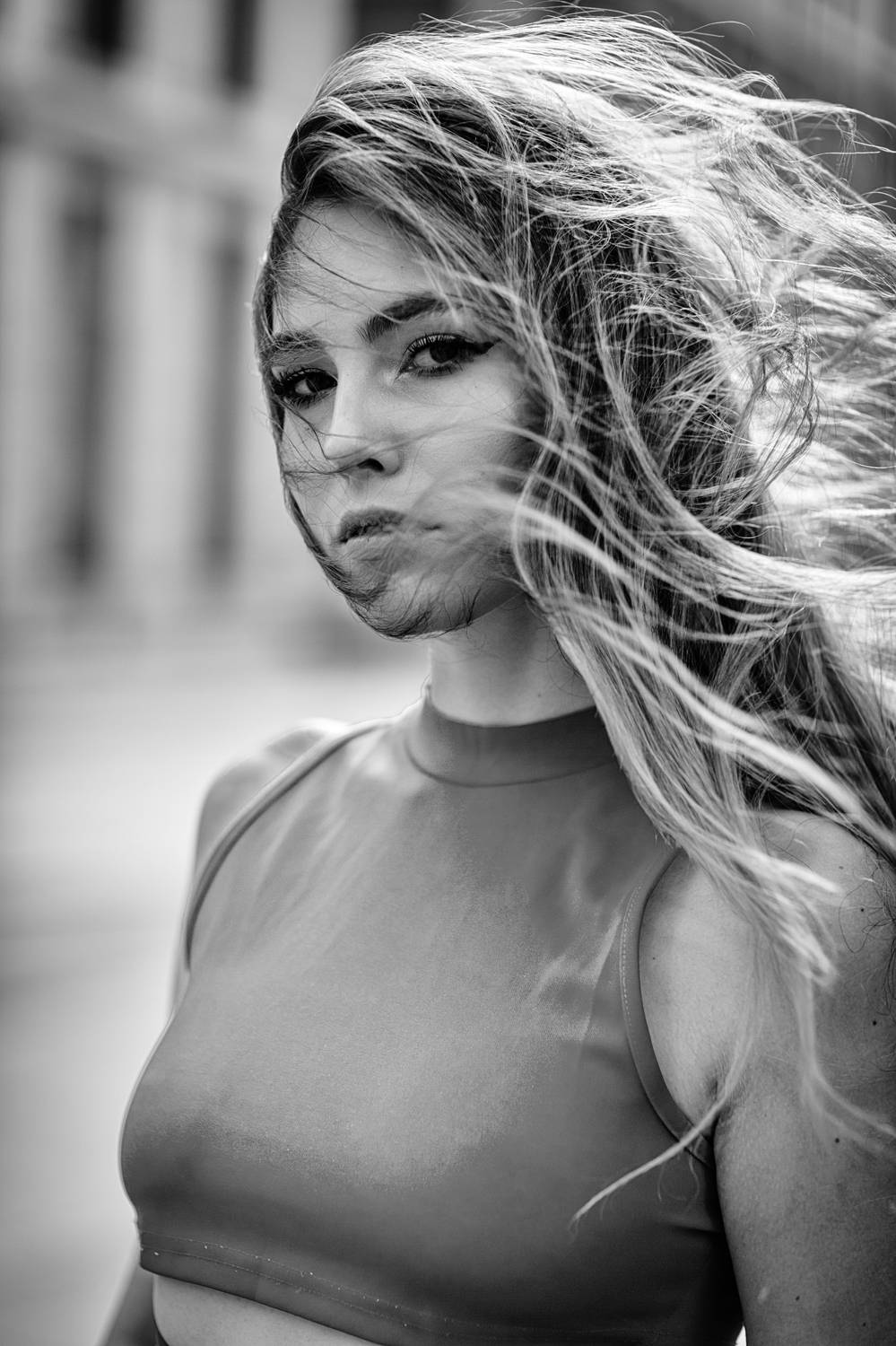 молодая девушка, городской стиль, дворы, на открытом воздухе, Алексей Плешков