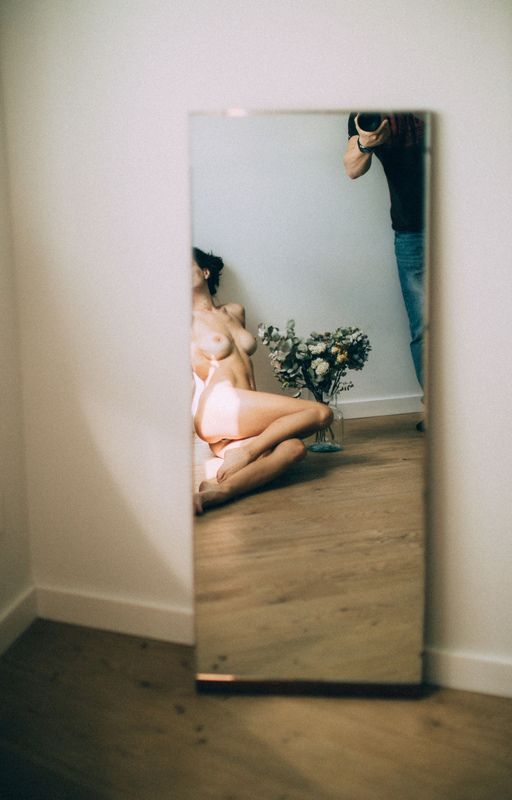 nude, art, sensual, naked, woman, model, young, sexy, sensuality, lovely, pose, studio, minimalism, fine, erotic, boudoir, yoga, intimacy, horny, intimate, video, backstage, * * * фото превью