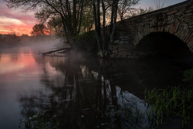 пейзаж, весна, май, река, вода, мост, рассвет, утро, туман Тихий рассвет на тихой реке фото превью