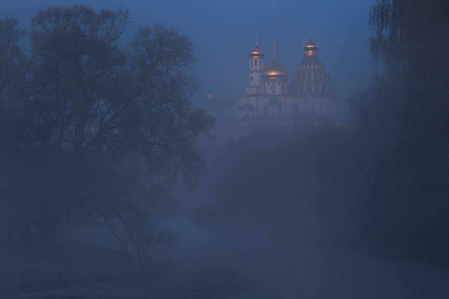храм, туман, сумерки, река, истра, Стрельчук Александр
