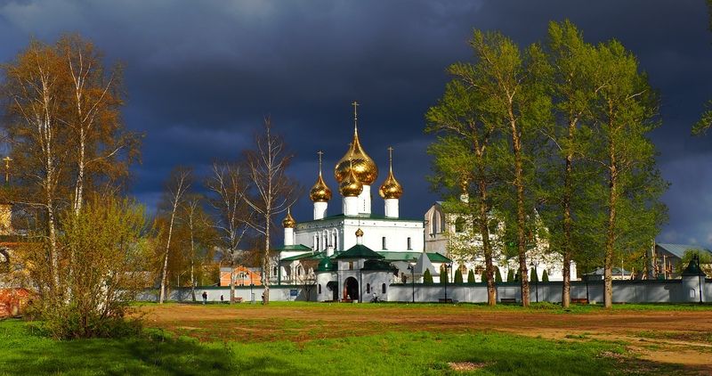 Воскресенский монастырь фото превью