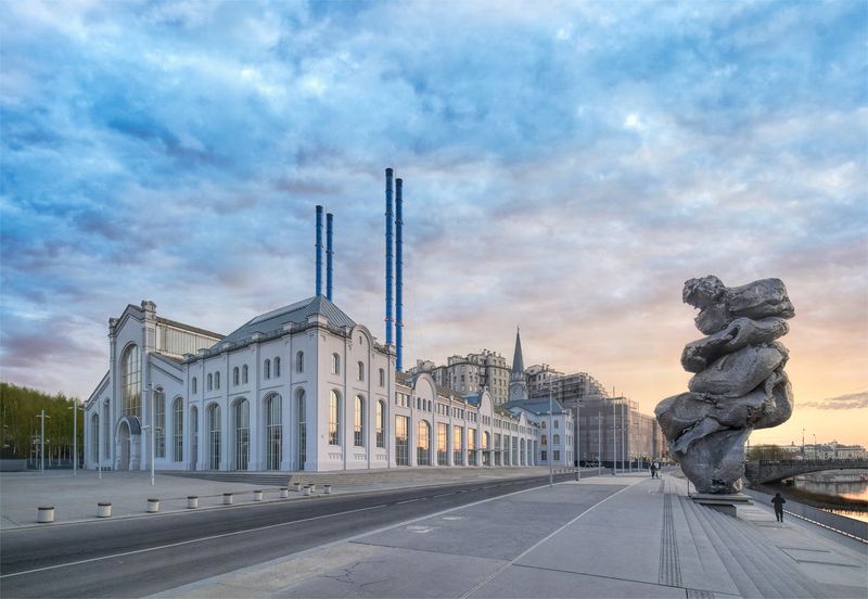 Город, архитектура, здание, утро, небо, статуя Дом Культуры \\\