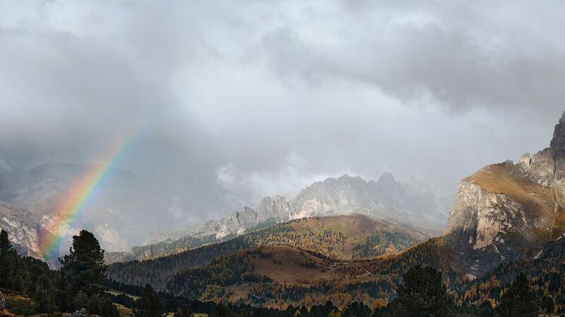 Радуга в Доломитовых Альпах фото превью