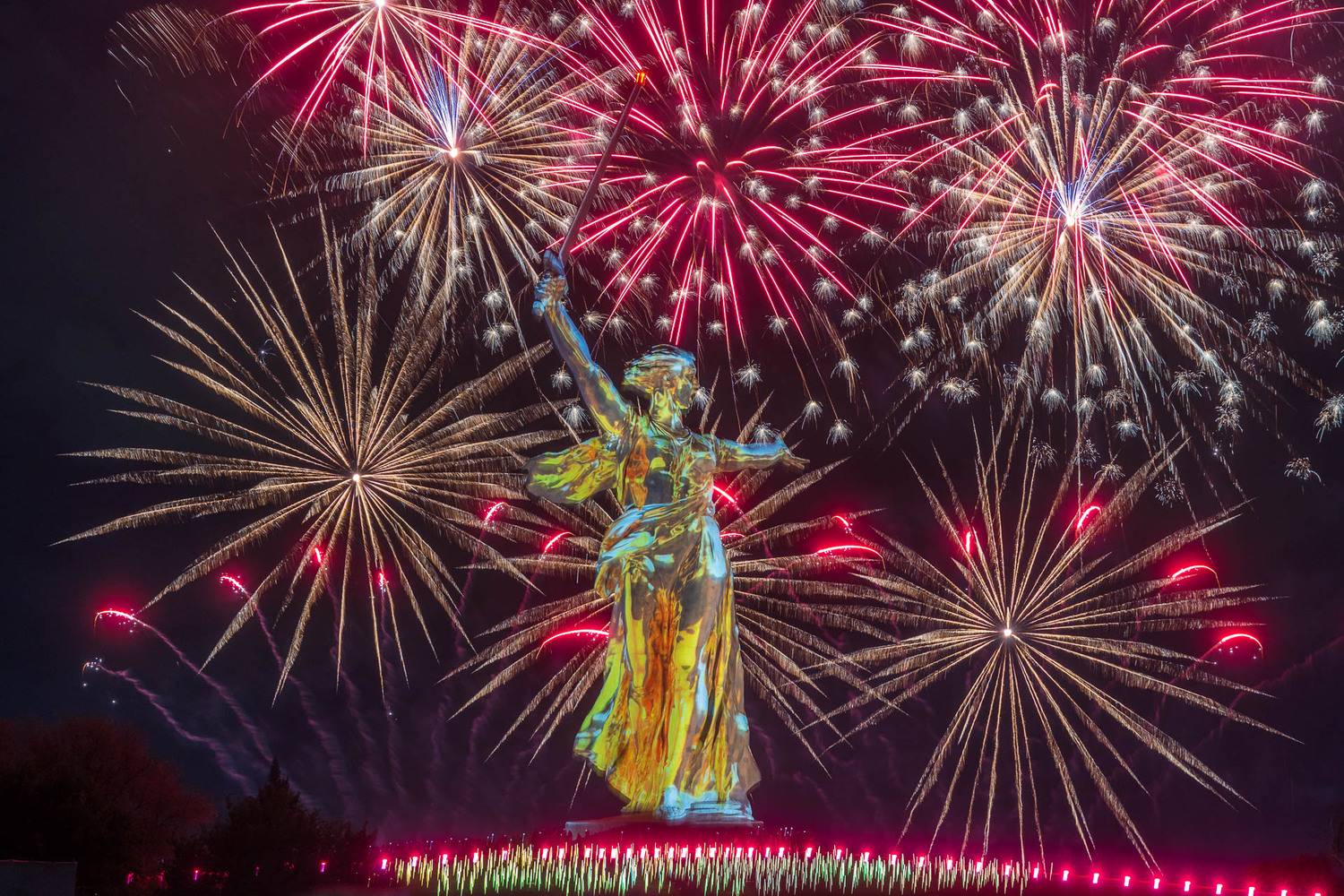 , Виктор Ястребов