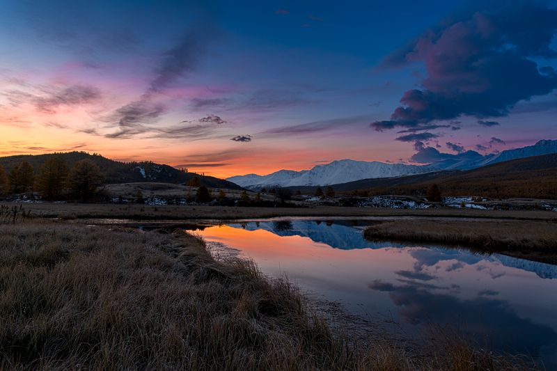 осень, горы, горный алтай, озеро Утро на озере Джангысколь фото превью