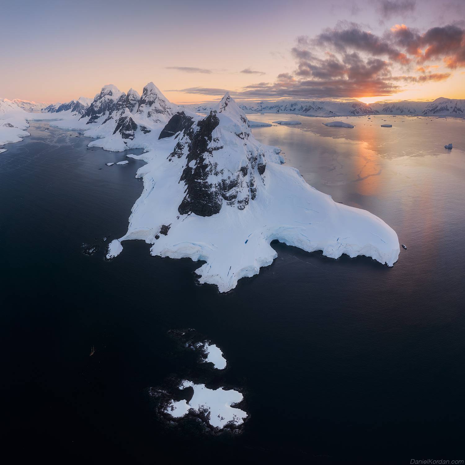 Antarctica, Даниил Коржонов