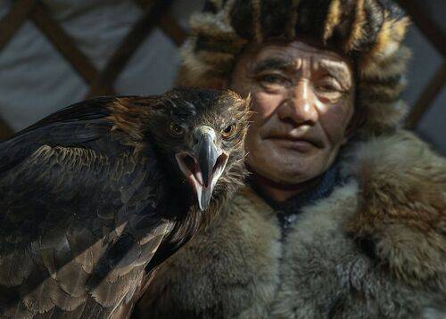 Mongolian eagle hunting festival
