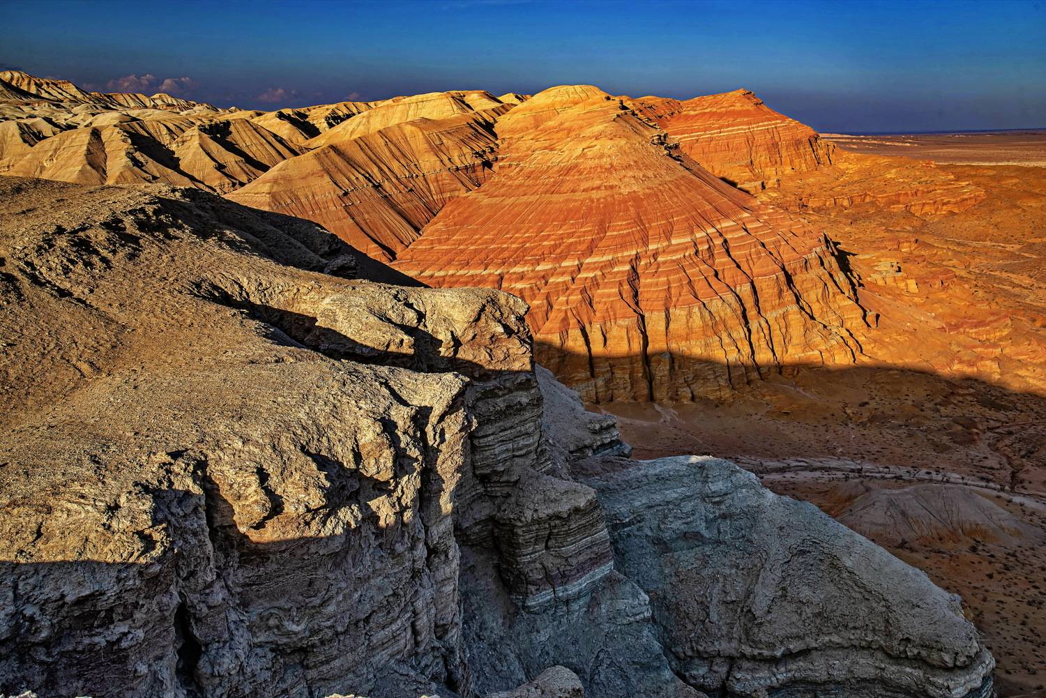 горы алтын-эмель, Евгений Дроботенко