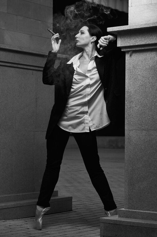 фотограф балета, балетный фотограф, балет, ballet, концептуальный фотограф, фотограф воронеж, воронежский фотограф Балерина с сигарой фото превью