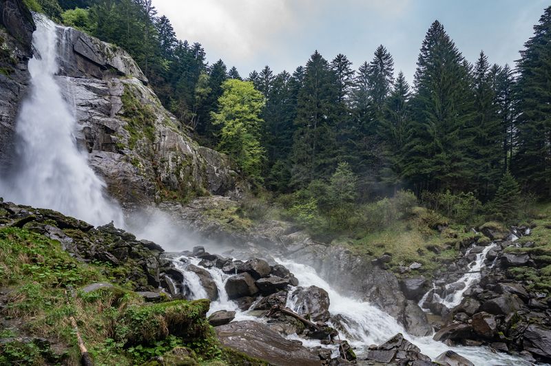 Водопад Ларис, Трентино, Италия фото превью