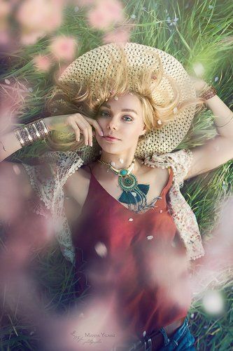 месяц май...