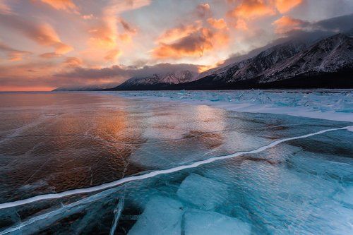 Красота Байкала. Бухта Солонцовая.